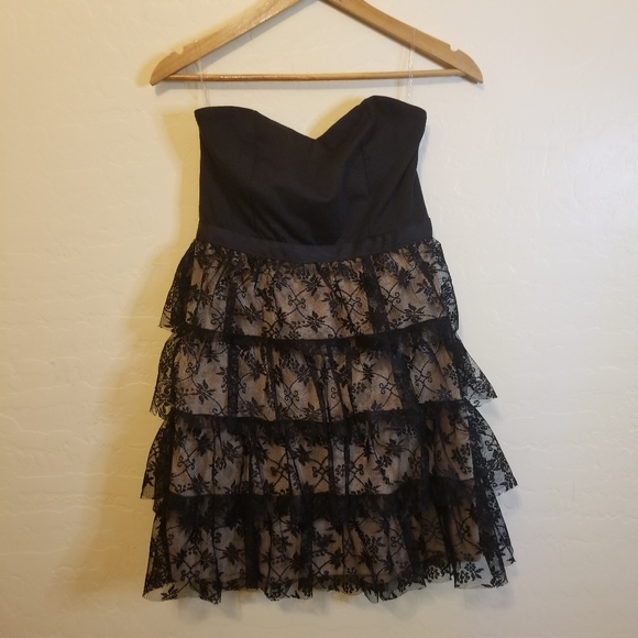 Womens layered strapless dress - Picture 1 of 6